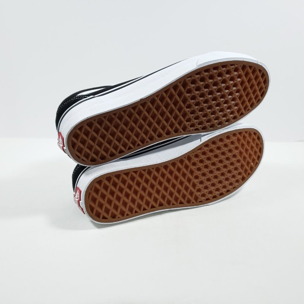 Vans Old Skool Black & White Skate Shoes Unisex - Picture 3 of 4